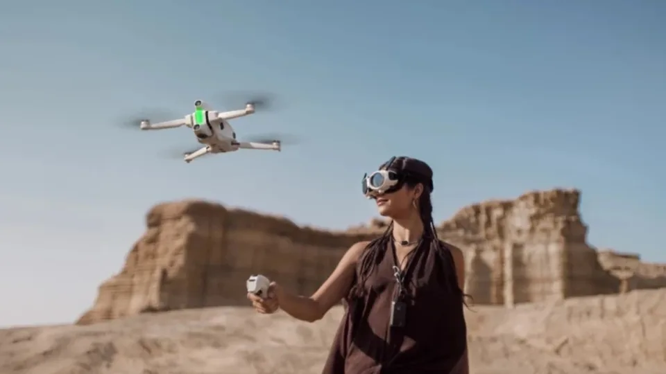 del-ne-shitje-droni-i-pare-ne-bote-360-grade-me-cilesi-8k