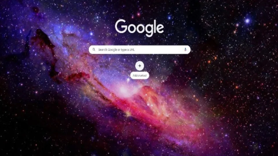 google-po-shqyrton-ndertimin-e-qendrave-te-te-dhenave-ne-hapesire