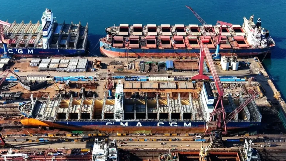 revolucion,-al-po-shpejton-ndertimin-e-anijeve-ushtarake-ne-shba