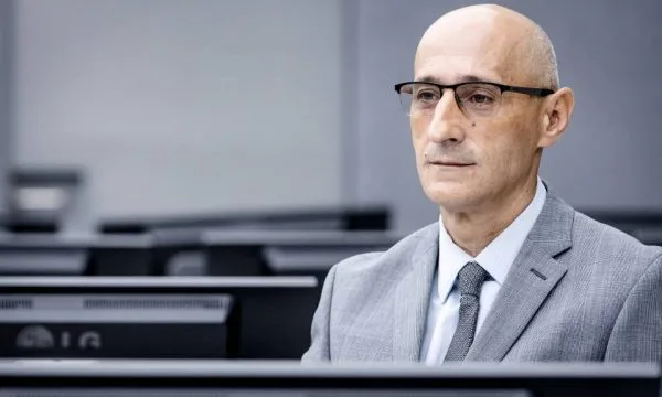 specialja-s’ia-lejon-salih-mustafes-ta-vizitoje-baben,-ovl:-ky-refuzim-eshte-johuman,-bie-ne-kundershtim-me-te-drejtat-e-njeriut