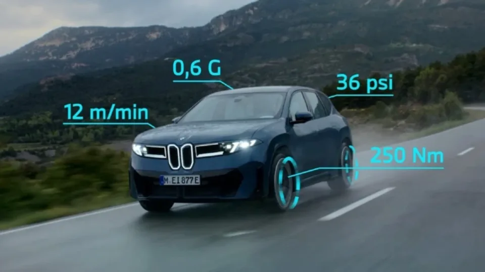 shikoni-cfare-ofrojne-aplikacionet-e-reja-ne-bmw