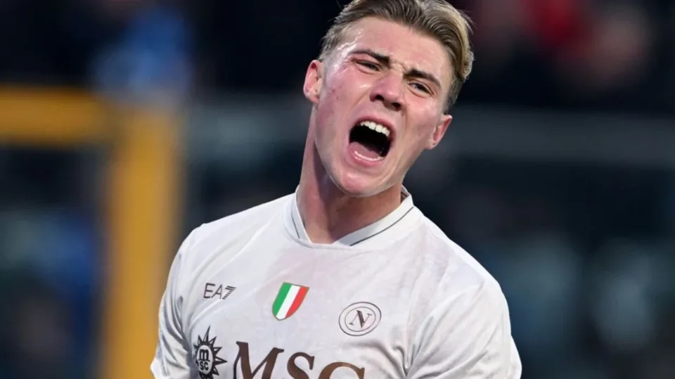 rasmus-hojlund-zbulon-arsyen-e-vertete-pse-u-largua-nga-manchester-united