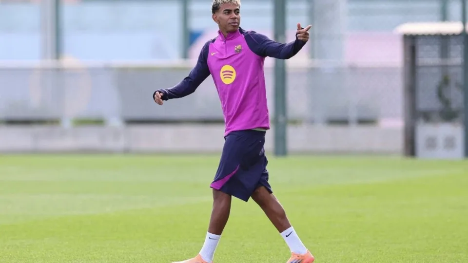 yamal-mungon-ne-stervitjen-e-barcelones-para-ndeshjes-se-rendesishme