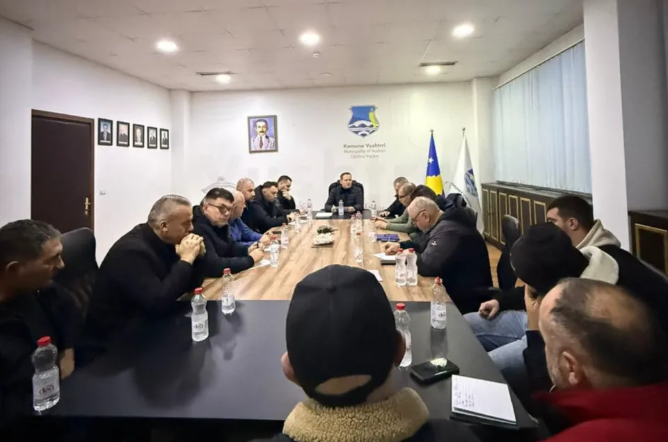 vershimet-ne-vushtrri,-idrizi-merr-vendim-per-ngritjen-e-gatishmerise-emergjente
