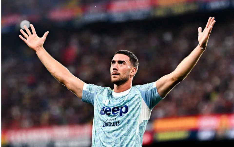 nuk-eshte-milan,-vlahovic-transferohet-te-rivalet-e-juves