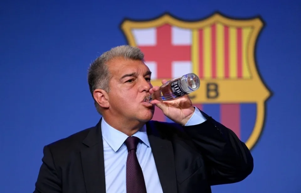 transferimi-i-jashtezakonshem-i-barcelones-per-veren-e-ardhshme-eshte-duke-u-negociuar