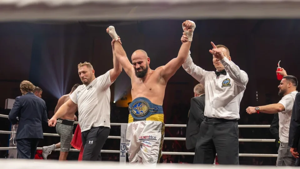 labinot-xhoxhaj-e-nokauton-keq-seifkhanin-dhe-mbron-titullin-evropian-ebu