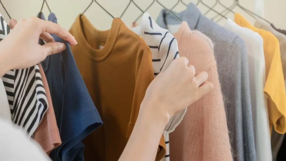 pse-duhet-t’i-lani-gjithmone-rrobat-e-reja-perpara-se-t’i-vishni?