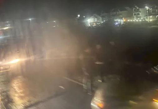 aksident-mes-dy-veturave-ne-magjistralen-prishtine–gjilan,-policia-dhe-ambulanca-ne-vendin-e-ngjarjes