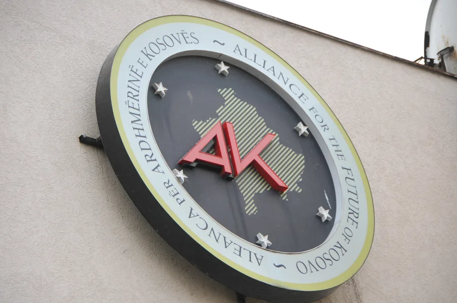 aak-ja-mban-neser-konference-per-media