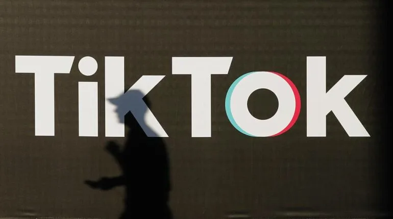 shqiperi/-gjykata-kushtetuese-shpall-vendimin-per-tiktok:-mbyllja-cenoi-lirine-e-fjales